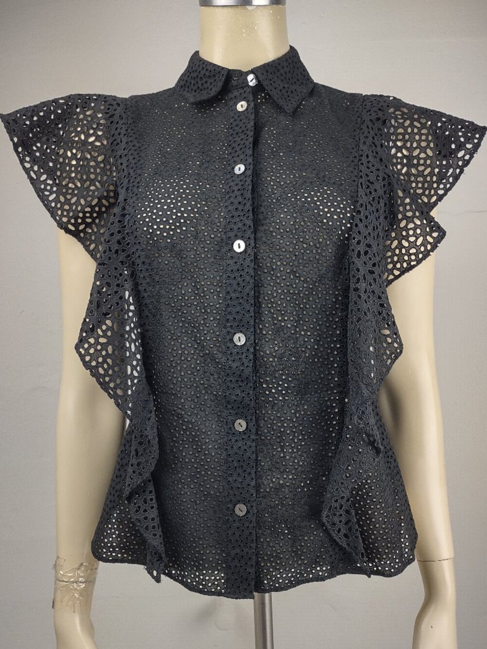 Theory black eyelet lace ruffle front Cotton sleeveless blouse ladies size Small